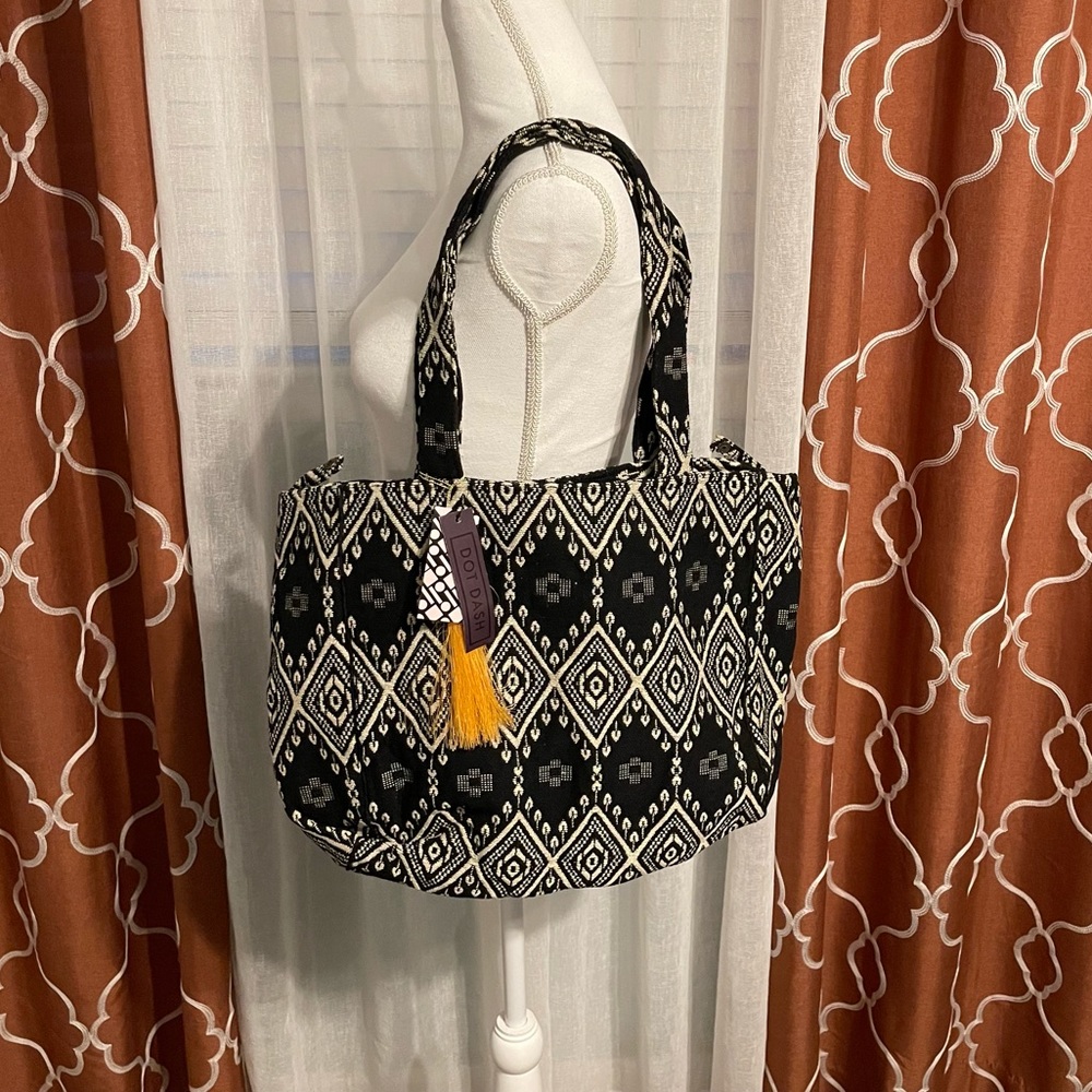 NWT Dot Dash woven bag
